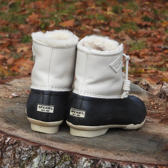 Sperry Saltwater Winter Lux Leather Duckboot - Picture 2 of 9
